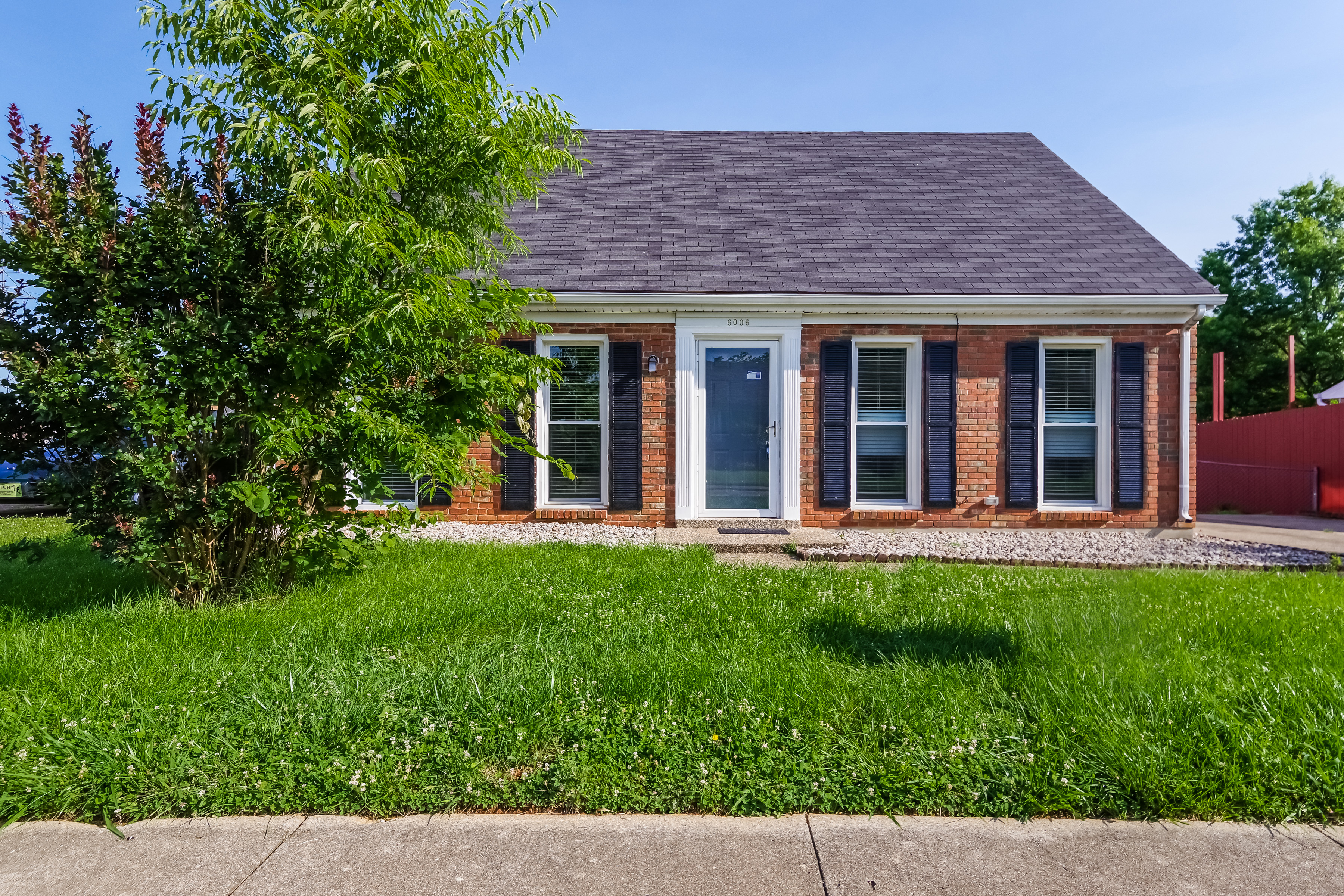 6006 Highgrade Dr Louisville, KY 40291